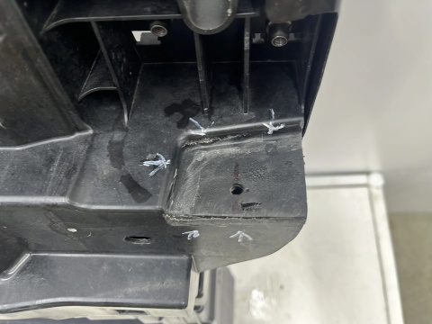 Pas przedni VW Caddy 5 V 2020r.- wzmocnienie ramka chłodnic 2k7805588