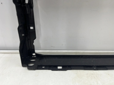 Pas przedni VW Caddy 5 V 2020r.- wzmocnienie ramka chłodnic 2k7805588
