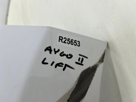 Zderzak przedni Toyota Aygo 2 II 18-21r. Lift przód 52119-0H180