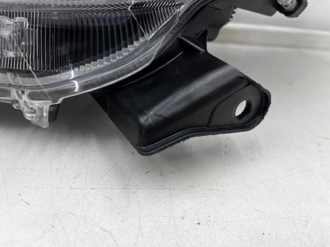 Lampa reflektor Toyota Yaris 4 IV XP21 Mazda 2 Hybrid 20r.- lewa przednia Soczewka EU oryginalny lewy przód Koito K0-6
