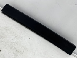 Listwa BMW X1 F48 15-22r. prawa tylna nakładka dolna drzwi prawy tył 7352094
