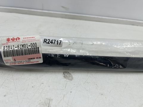 Listwa Suzuki SX4 S-cross 13-19r. NOWA lewa tylna listwa zgarniająca uszczelka 83841-61m01-000