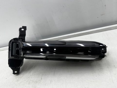 Lampa reflektor Porsche Panamera III 972 976 E-Hybrid 24r- PRAWY przedni LED DRL w zderzak kierunek 976953042e
