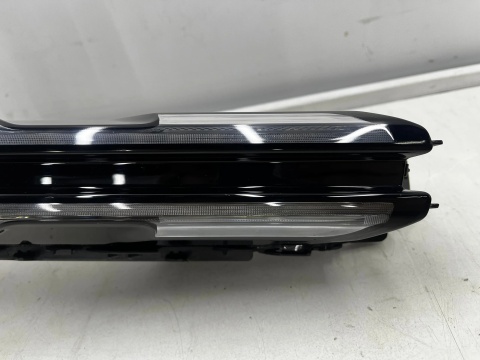 Lampa reflektor Porsche Panamera III 972 976 E-Hybrid 24r- PRAWY przedni LED DRL w zderzak kierunek 976953042e