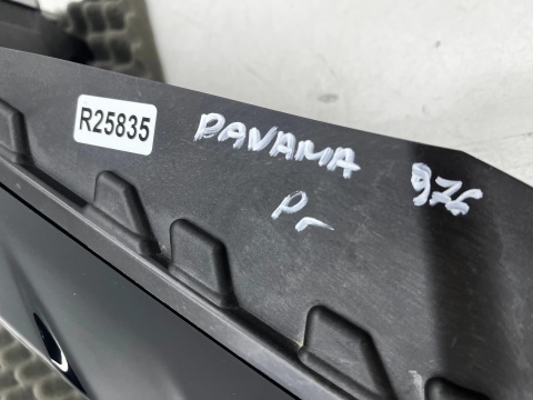 Lampa reflektor Porsche Panamera III 972 976 E-Hybrid 24r- PRAWY przedni LED DRL w zderzak kierunek 976953042e