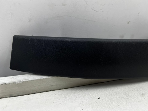 Listwa Toyota Yaris Cross 20r.- prawa tylna nakładka rantu drzwi nadkola prawy tył 75087-0d010