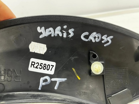 Listwa Toyota Yaris Cross 20r.- prawa tylna nakładka rantu drzwi nadkola prawy tył 75087-0d010