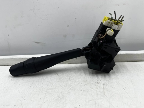 Manetka Nissan Almera N16 Almera Tino Primera P11 96-06r. prawy przełącznik wycieraczek włącznik pająk 36990b12k0