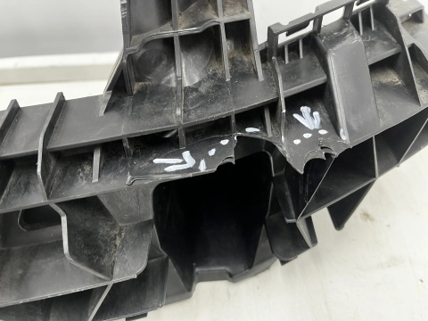 Belka zderzaka VW Transporter T6 Multivan 7E0 15-19r. przednie wzmocnienie pasa absorber plastikowy poprzeczka 7e0807699a