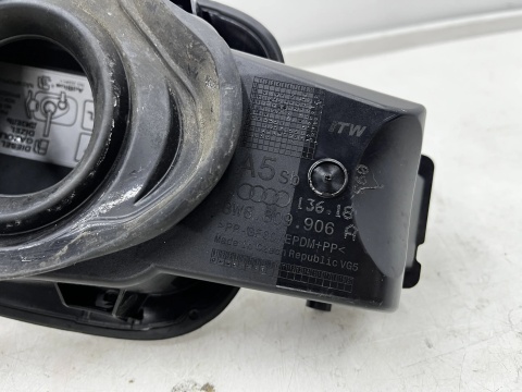 Klapka wlewu paliwa Audi A5 II 8w F5 16-24r. 8w8809906a