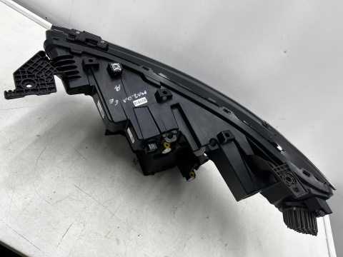 Lampa reflektor Mazda 6e Elektryk 24r.- PRAWA przednia Full LED Europa prawy przód 20-8299-a0b 20-8299-a0