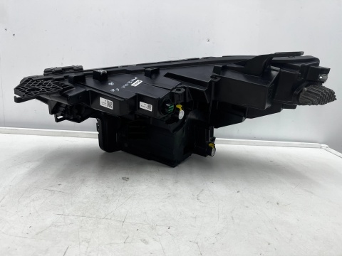 Lampa reflektor Mazda 6e Elektryk 24r.- PRAWA przednia Full LED Europa prawy przód 20-8299-a0b 20-8299-a0