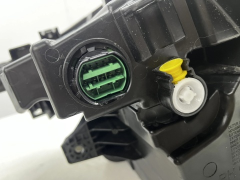 Lampa reflektor Mazda 6e Elektryk 24r.- PRAWA przednia Full LED Europa prawy przód 20-8299-a0b 20-8299-a0