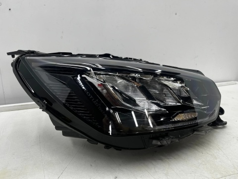 Lampa reflektor Peugeot 208 II 2008 II 19r.- PRAWA przednia full LED Europa 9855524880