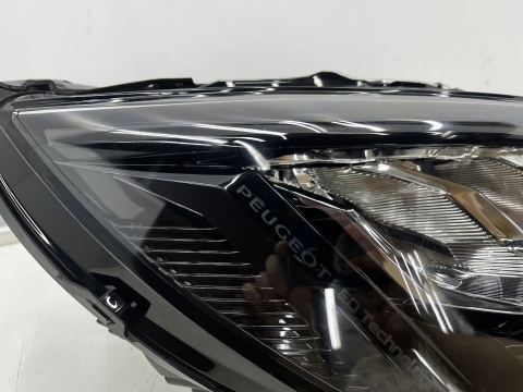 Lampa reflektor Peugeot 208 II 2008 II 19r.- PRAWA przednia full LED Europa 9855524880
