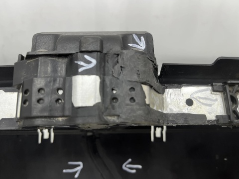Osłona chłodnicy BMW iX3 G08 Lift LCI 21-25r. DOLNA żaluzja roleta kierownica wlot powietrza zderzaka pasa przedniego 5a22690