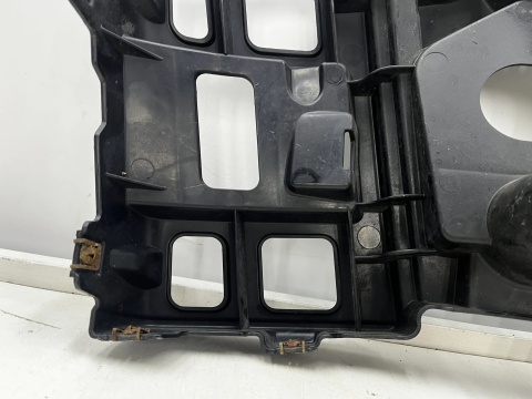 Ślizg BMW X1 E84 09-15r. lewe tylne mocowanie zderzaka prowadnica lewy tył 51122991779