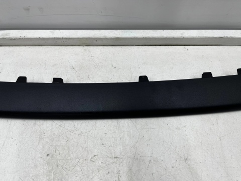 Listwa Porsche Cayenne 2 II 10-17r. przednia listwa zderzaka dokładka ozdobna 7p5807973