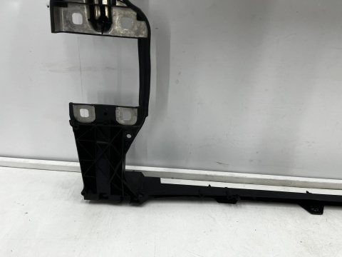 Pas przedni Audi A4 B9 8w Audi A5 II 8w F5 15-24r. wzmocnienie ramka chłodnic oryginalny 8w0805594e