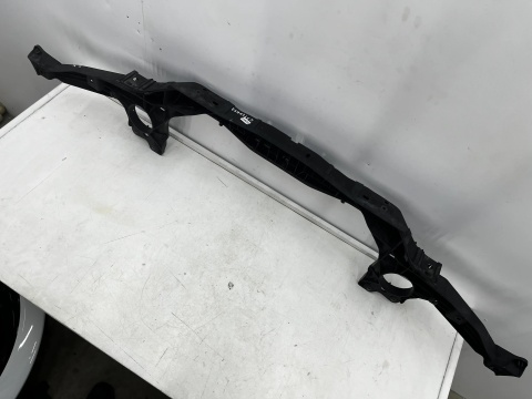 Pas przedni Porsche Cayenne 2 II 7P 10-17r. wzmocnienie czołowe ramka chłodnic oryginalny 7p5805594a