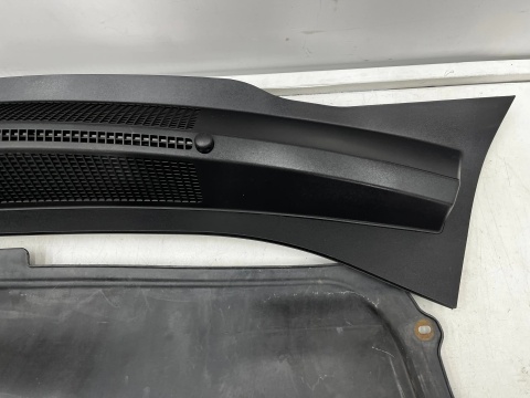 Podszybie Opel Zafira B 05-14r. uszczelka dysze spryskiwaczy szyby kompletne 13142034