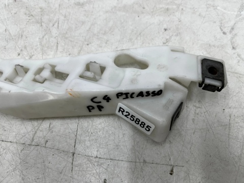 Ślizg Citroen C4 Picasso II 13-19r. prawe przednie mocowanie zderzaka wspornik prawy przód aa36285078