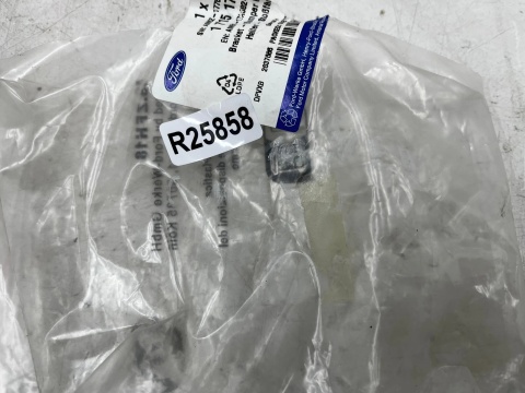 Ślizg Ford C-Max 2 II 10-15r. lewe tylne mocowanie zderzaka prowadnica lewy tył am51-17a882-bc