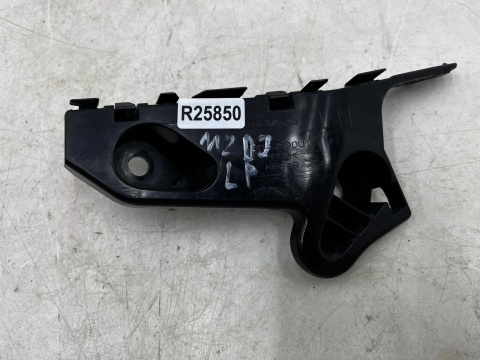 Ślizg Mazda 2 DJ DL 14r.- lewe przednie mocowanie zderzaka prowadnica lewy przód db5j500u1