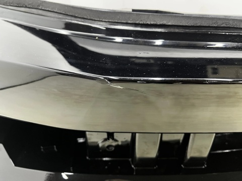 Klapa bagażnika Peugeot 5008 3 III 24r.- tylna 9841607080