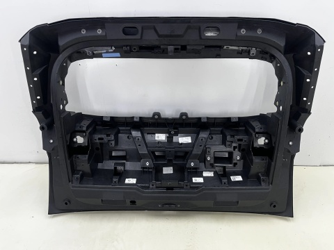 Klapa bagażnika Peugeot 5008 3 III 24r.- tylna 9841607080