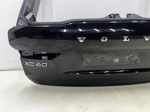 Klapa bagażnika Volvo XC60 2 II 17r.- tylna 31420451