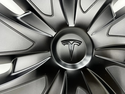 Kołpak Tesla Model 3 17r.- 18 cali r18 kołpak oryginalny 34423i-00-b