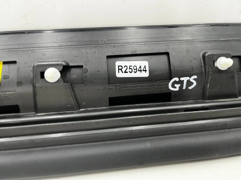 Listwa Porsche Cayenne 3 III 9y S GTS 17r.-prawa przednia dolna nakładka drzwi bocznych prawy przód 9y0837096e