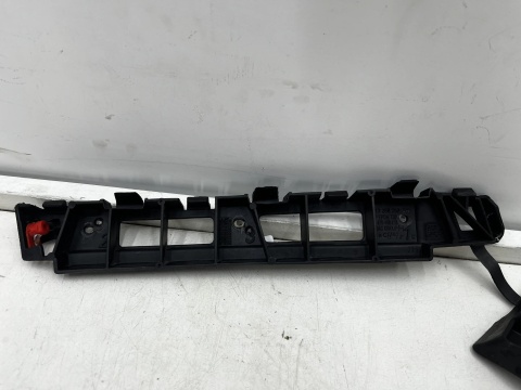 Ślizg Opel Meeiva B 10-17r. lewe tylne mocowanie zderzaka wspornik lewy tył 13268252