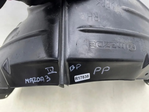 Nadkole Mazda 3 IV BP 19r.- PRAWE przednie ORYGINALNE prawy przód bdmt
