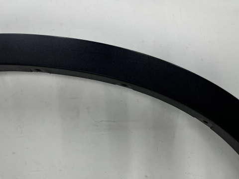 Listwa BMW X5 E70 06-13r. prawy przedni rant nadkola błotnika nakładka prawy przód 7158428