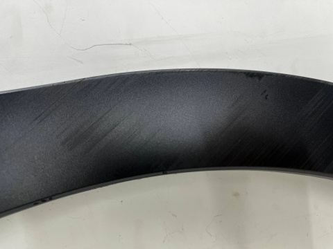 Listwa Hyundai Kona I 17-23r. prawa tylna nakładka zderzaka rant błotnika tylnego 87742-j9500
