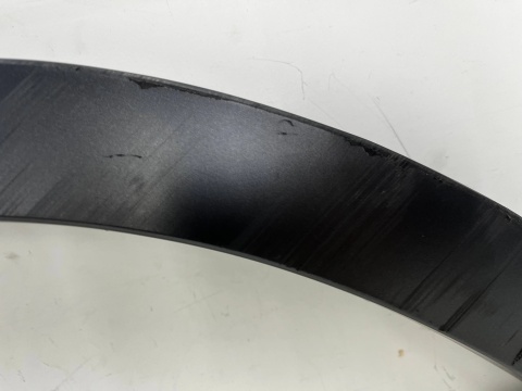Listwa Hyundai Kona I 17-23r. prawa tylna nakładka zderzaka rant błotnika tylnego 87742-j9500