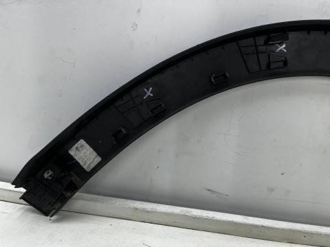 Listwa Hyundai Kona I 17-23r. prawa tylna nakładka zderzaka rant błotnika tylnego 87742-j9500