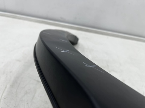 Listwa Hyundai Kona I 17-23r. prawa tylna nakładka zderzaka rant błotnika tylnego 87742-j9500