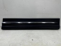 Listwa Mercedes GLB x247 19r.- prawa przednia dolna nakładka drzwi bocznych CHROM strukturalna prawy przód a2477274900