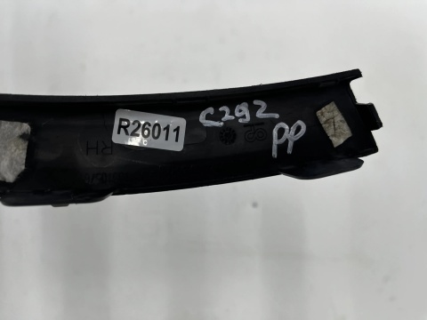 Listwa Mercedes GLE Coupe I C292 15-19r. prawy przedni rant nadkola błotnika nakładka prawy przód a2928856622
