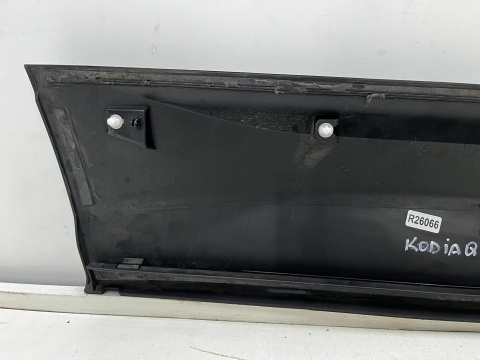 Listwa Skoda Kodiaq I 16-24r. lewa tylna nakładka dolna drzwi struktura lewy tył 565854949b