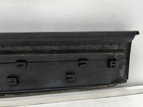 Listwa VW Tiguan I 5n0 07-16r. prawa przednia dolna nakładka drzwi bocznych strukturalna prawy przód 5n0854940d