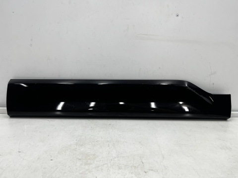 Listwa Volvo XC90 II 14r.- lewa tylna dolna nakładka drzwi bocznych lewy tył 31448429 31448421