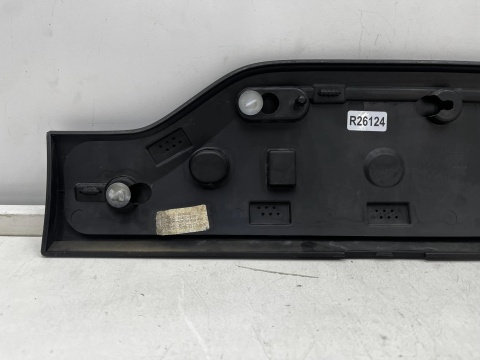 Listwa Volvo XC90 II 14r.- lewa tylna dolna nakładka drzwi bocznych lewy tył 31448429 31448421