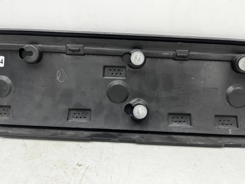 Listwa Volvo XC90 II 14r.- lewa tylna dolna nakładka drzwi bocznych lewy tył 31448429 31448421