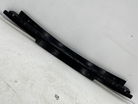 Ślizg Mazda CX-60 CX60 22r.- tylne środkowe mocowanie zderzaka wspornik wzmocnienie tył kbb3-50-2p1a