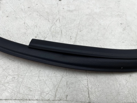 Uszczelka VW Caddy 4 IV Transit Connect 3 III 20r.- GÓRNA guma drzwi wewnętrzna prawych drzwi pasażera prawy przód 2k7843790c