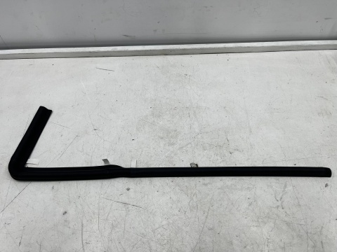 Uszczelka VW Caddy 4 IV Transit Connect 3 III 20r.- boczna guma drzwi wewnętrzna prawych drzwi pasażera prawy przód 2k7837120a